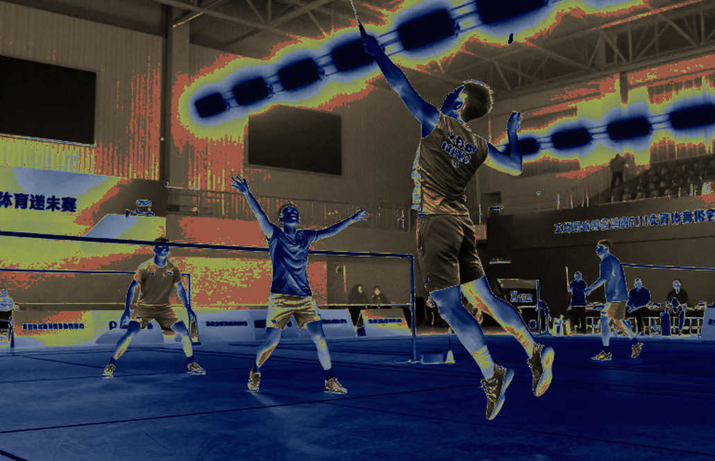 Alwi Farhan tập cùng Kento Momota trước Asian Games 2026: Bài học nằm ở nhịp chân, không ở tiêu đề