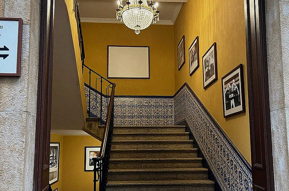 Mẫu số nhỏ và những kết luận lớn: từ Mexico City đến sân cỏ Mẫu số nhỏ và những kết luận lớn: từ Mexico City đến sân cỏ