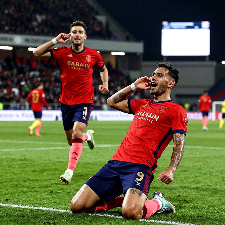 Đêm Quả bóng Vàng, trận Lyon bị dời sang thứ Hai và bài toán giữ nhịp của PSG