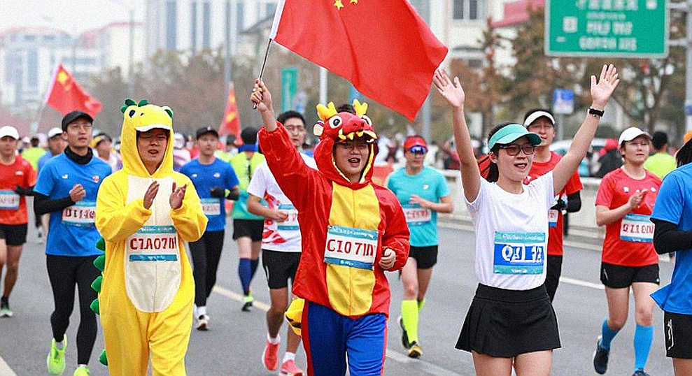 2:09:10 ở Melbourne: Kipchoge thắng, nhưng hai giây kỷ lục không phải bản án về đỉnh cao
