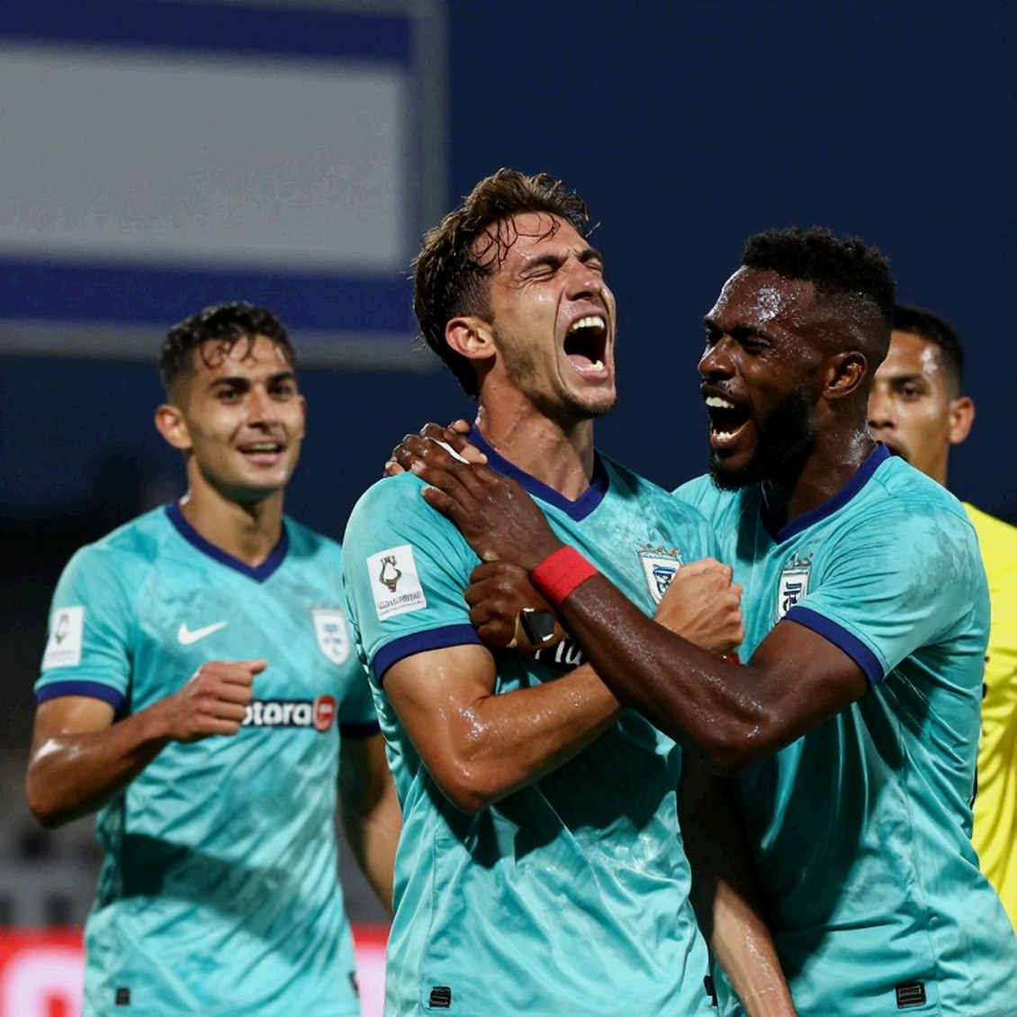 World Cup Nữ U-20: Sân khấu bóng đá nữ bị cuốn vào cuộc chiến quyền lực FIFA