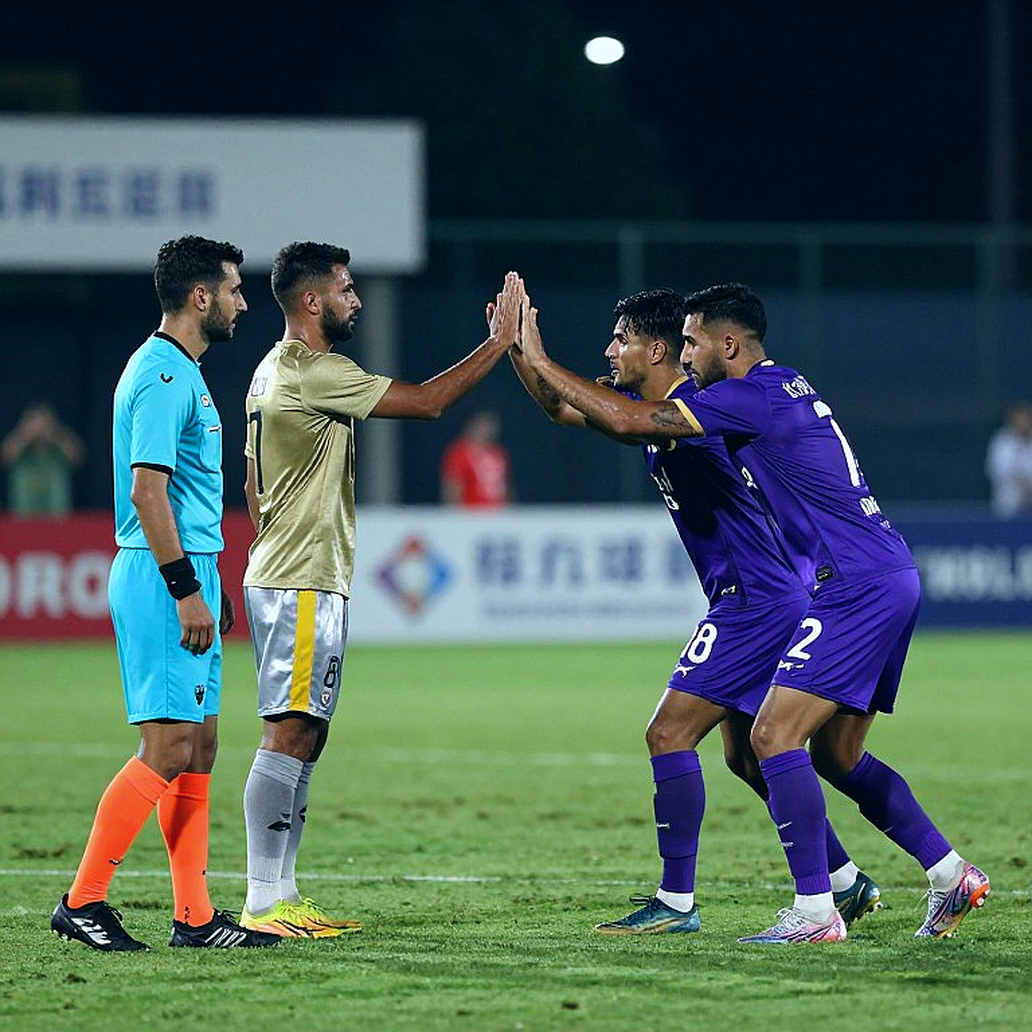 CAHN 70 năm: Quang Hải, Nguyễn Filip và khoảng lặng ích lợi trước ngày V-League trở lại